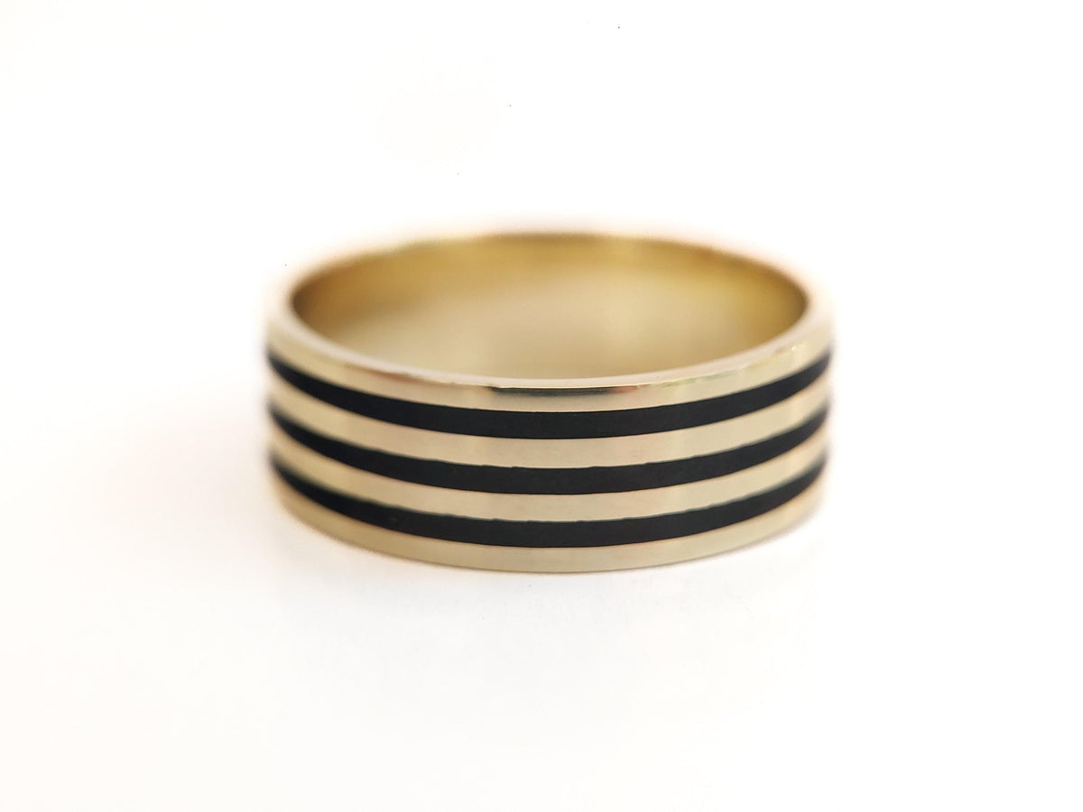 Gold Jet Ring - Stripe Inlay