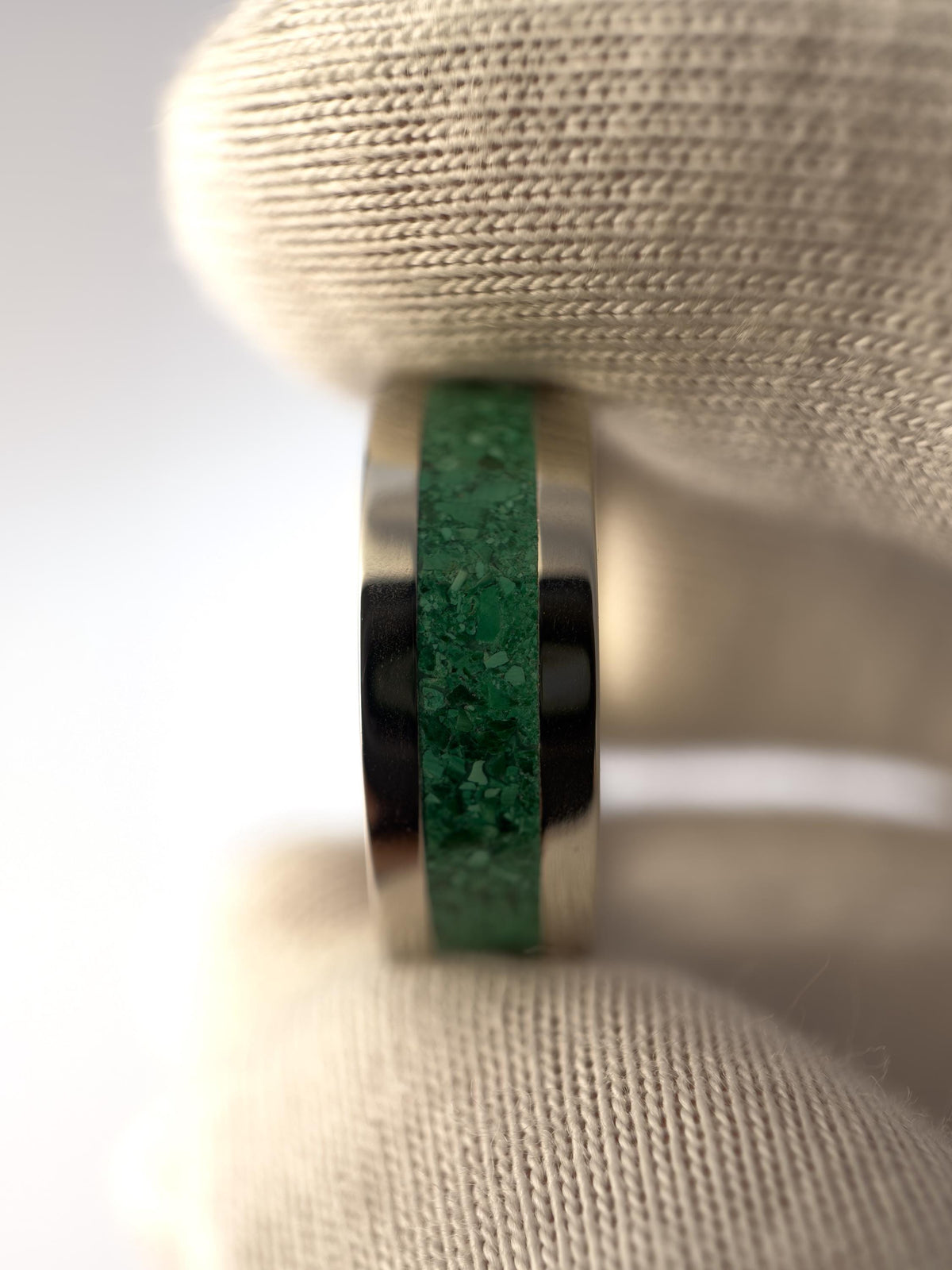 Platinum Malachite Ring - Centered Inlay