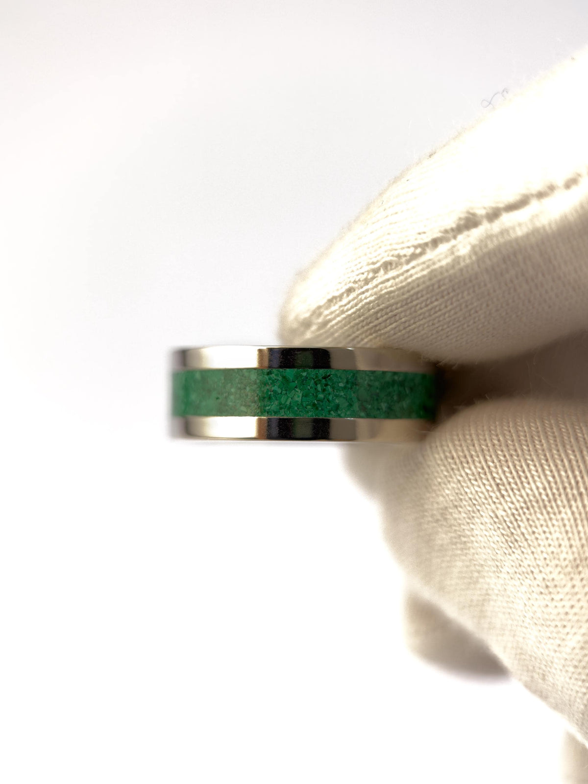 Platinum Malachite Ring - Centered Inlay