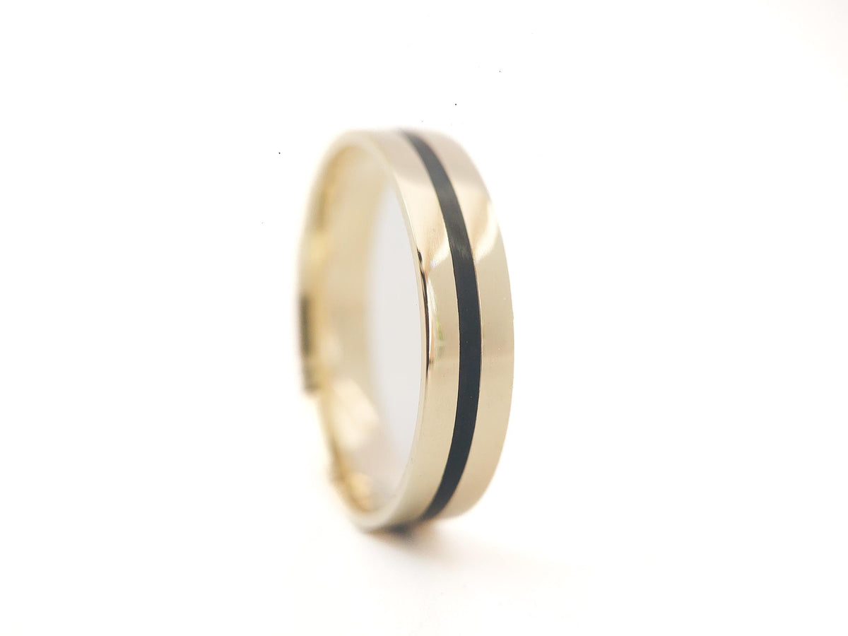 Gold Jet Ring - 1mm Inlay