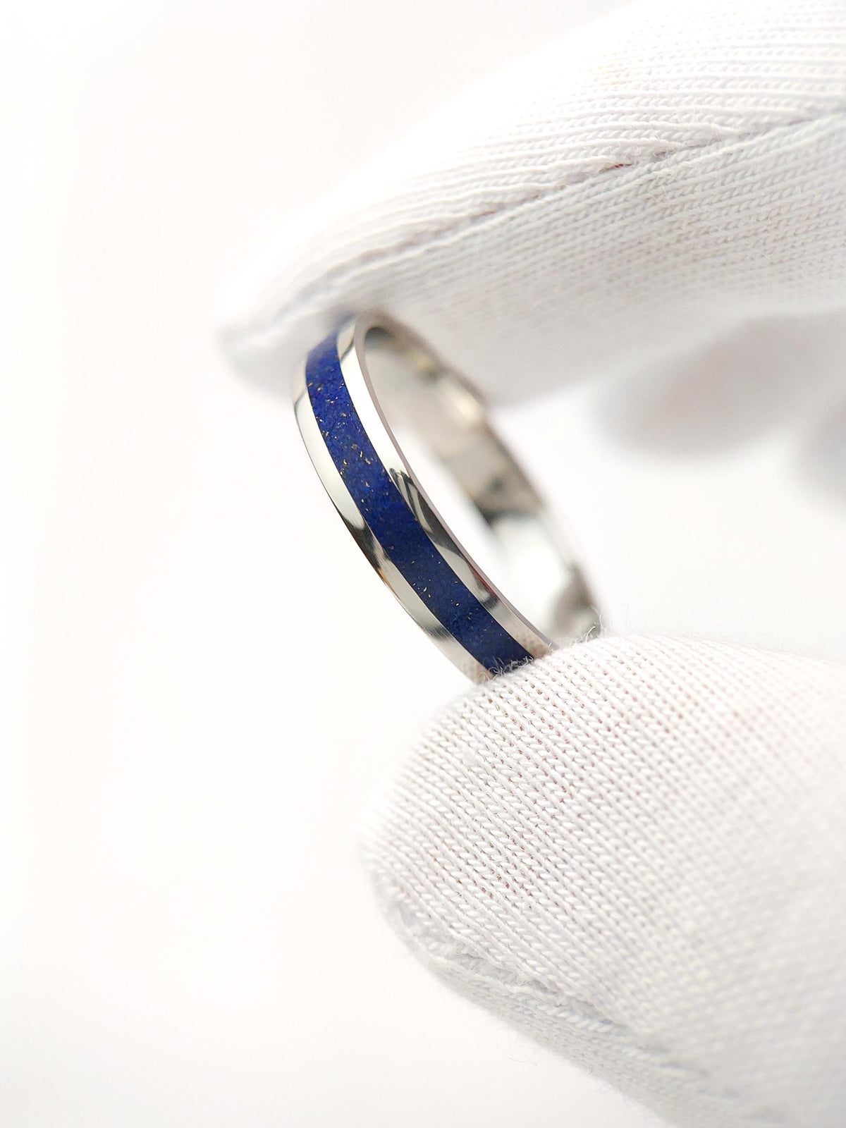 Platinum Lapis Lazuli Ring - Centered Inlay