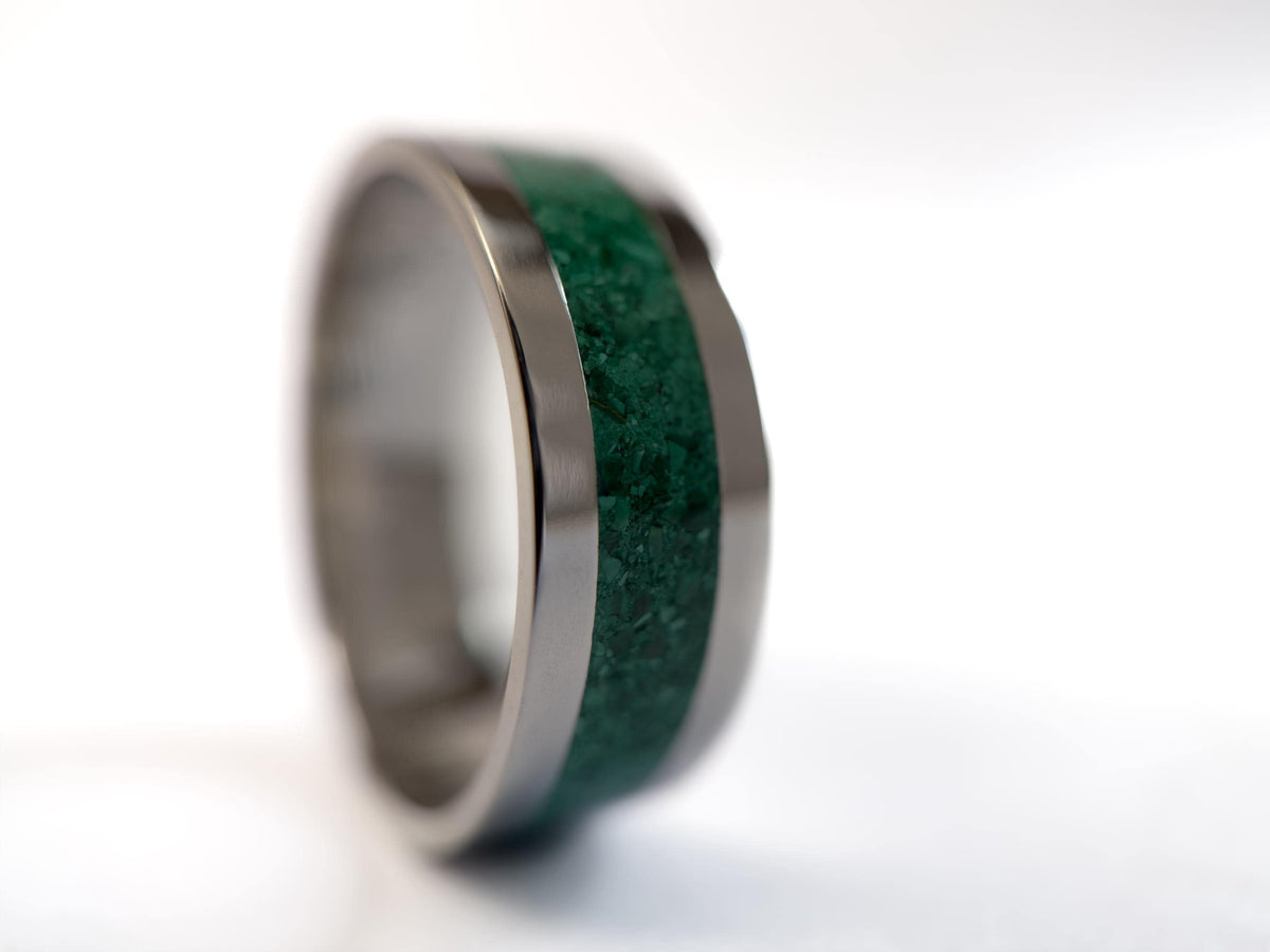 Platinum Malachite Ring - Centered Inlay